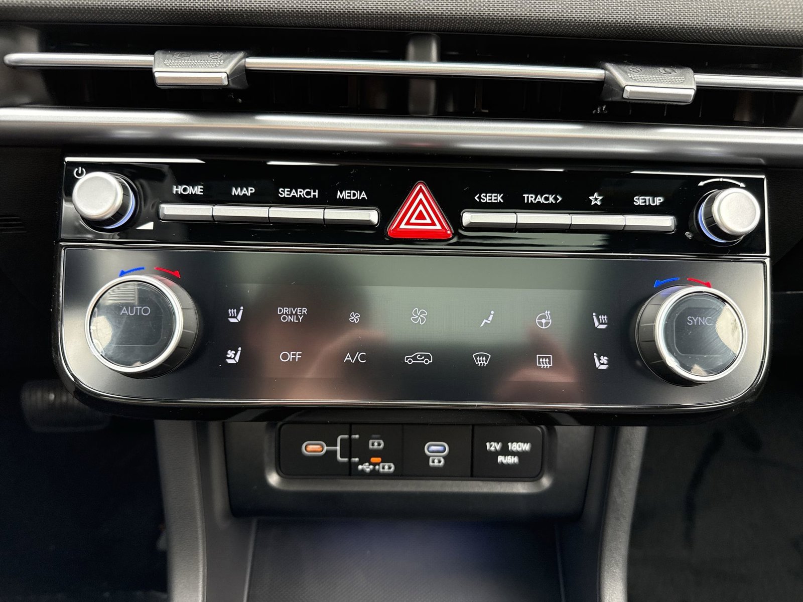 New 2026 Hyundai Tucson Limited AWD/4WD image 20
