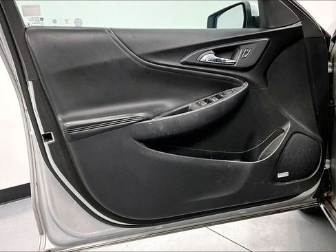 Used 2018 Chevrolet Malibu LT w/ Leather Package image 20