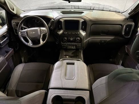 Used 2021 Chevrolet Silverado 1500 RST image 10