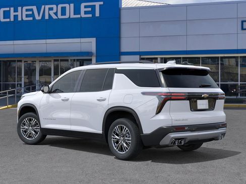 New 2026 Chevrolet Traverse LT w/ Driver Confidence Package image 3