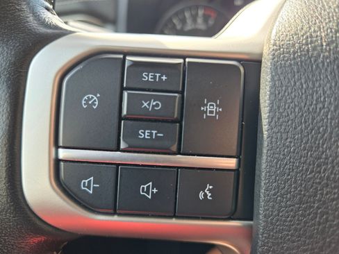 Used 2024 Ford Expedition Max XLT RWD image 24