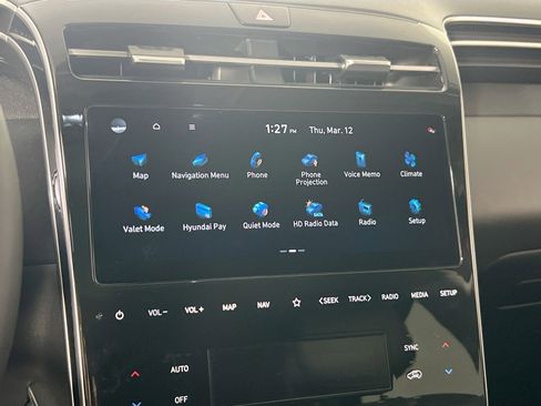 Used 2023 Hyundai Tucson Limited w/ Cargo Package image 15