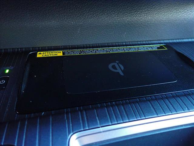 Used 2023 Toyota Sienna XSE AWD/4WD image 23