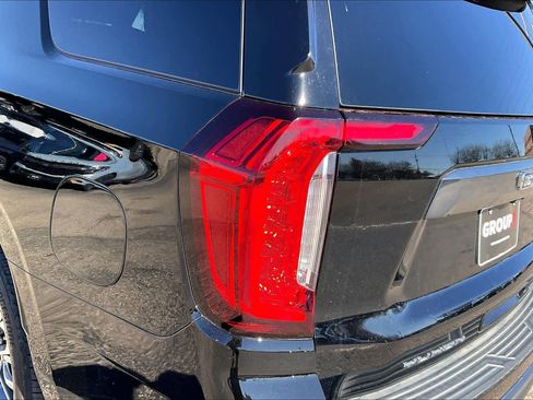 Used 2023 GMC Yukon Denali Ultimate image 29