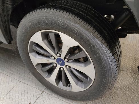 Used 2019 Ford F150 XL w/ Equipment Group 101A Mid RWD image 31