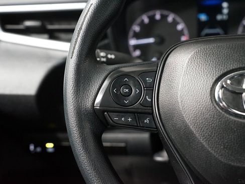 Certified 2025 Toyota Corolla LE image 14