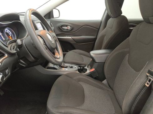 Used 2021 Jeep Cherokee Latitude image 17