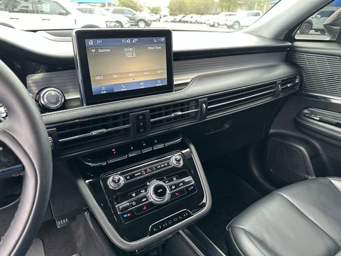 Used 2022 Lincoln Corsair FWD image 13