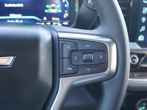 Used 2024 Chevrolet Silverado 1500 LT RWD image 15