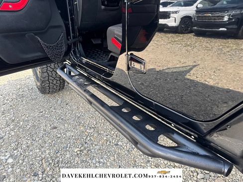 Used 2015 Jeep Wrangler Unlimited Sahara AWD/4WD image 33