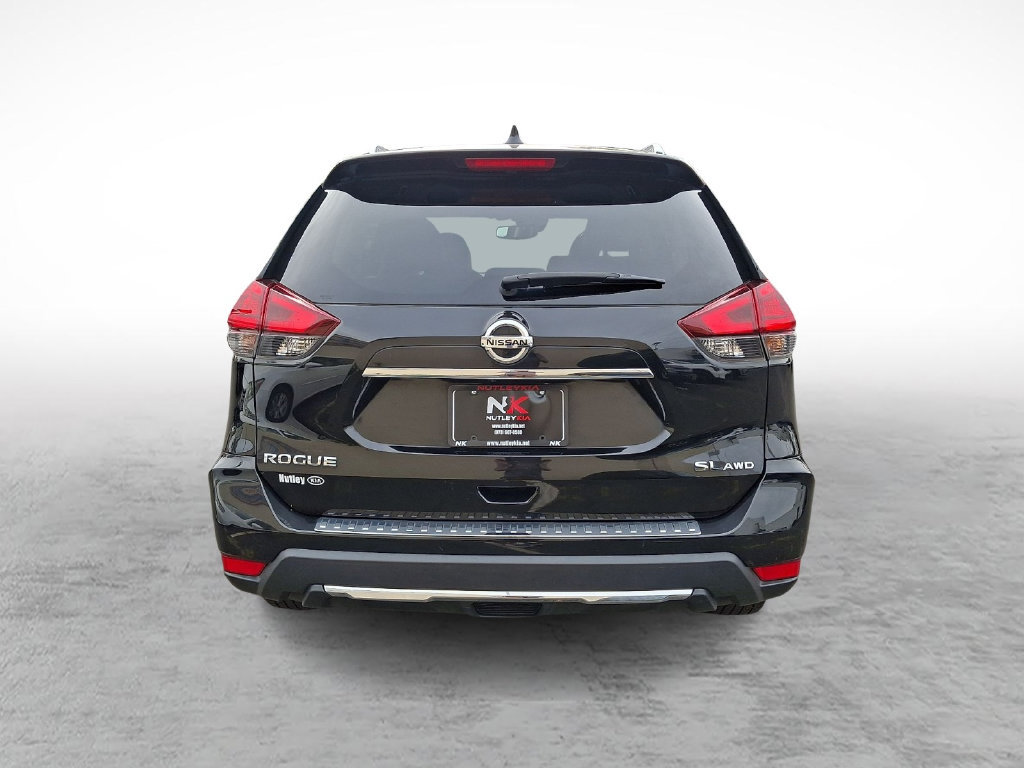 Used 2017 Nissan Rogue SL AWD/4WD image 5