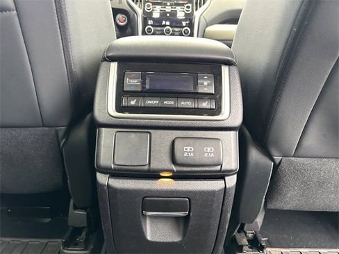 Used 2020 Subaru Ascent Limited image 23