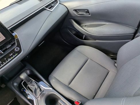 Used 2023 Toyota Corolla LE image 16