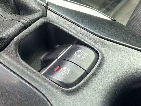 Used 2021 Toyota Corolla SE FWD image 39