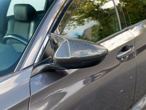 Used 2018 Honda Accord Sport image 11