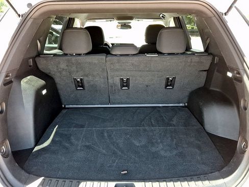 Used 2025 Chevrolet Equinox LT FWD image 29