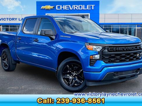 Certified 2023 Chevrolet Silverado 1500 Custom image 1