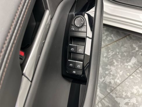 Certified 2025 MAZDA MAZDA3 s Sport image 8