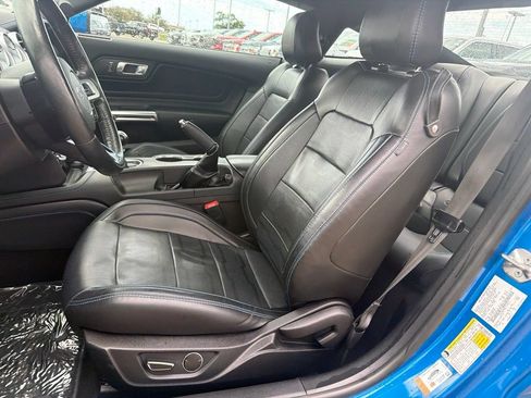 Used 2019 Ford Mustang GT Premium w/ Equipment Group 401A RWD image 4