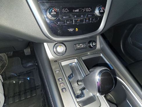 Certified 2024 Nissan Murano SV w/ SV Midnight Edition Package image 20