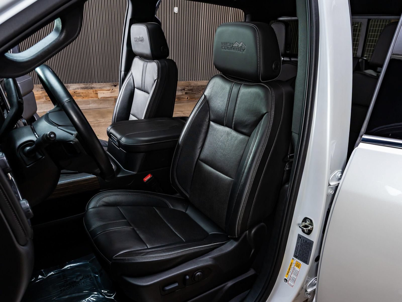 Used 2023 Chevrolet Silverado 3500 High Country AWD/4WD image 29