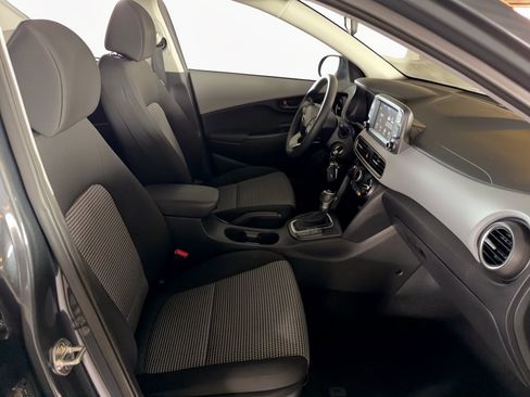Used 2019 Hyundai Kona SE FWD image 29