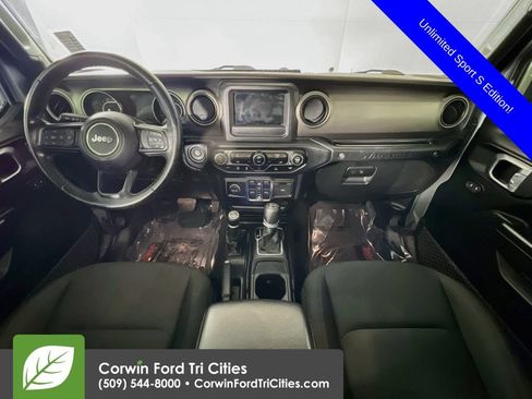 Used 2021 Jeep Wrangler Unlimited Sport AWD/4WD image 7