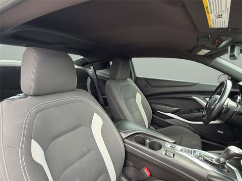 Used 2021 Chevrolet Camaro LT RWD image 20