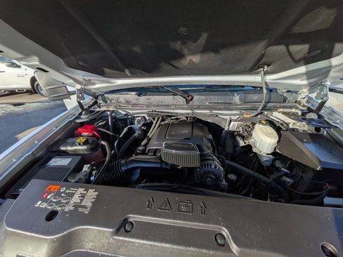 Used 2013 Chevrolet Silverado 2500 LT w/ Interior Plus Package image 27