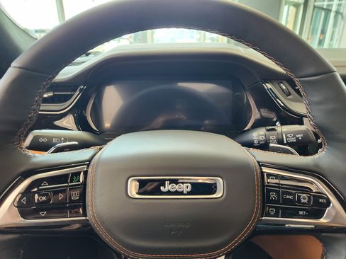 New 2026 Jeep Grand Cherokee Summit AWD/4WD image 13