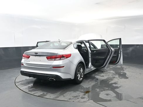 Used 2019 Kia Optima LX image 33