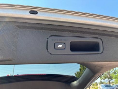 Certified 2026 Honda Odyssey EX-L image 38