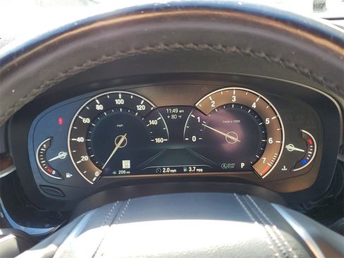 Used 2018 BMW 530i w/ Premium Package image 26