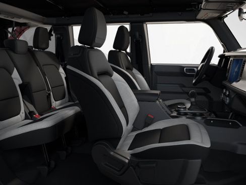 New 2025 Ford Bronco 4-Door w/ Sasquatch Package AWD/4WD image 35
