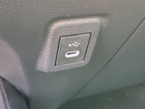 Used 2024 Toyota Corolla LE image 28