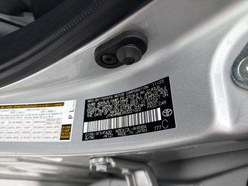 Used 2024 Toyota Corolla SE image 23