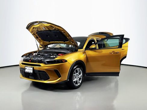 Used 2024 Dodge Hornet R/T Plus AWD/4WD image 15