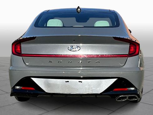 Used 2023 Hyundai Sonata SEL w/ Convenience Package FWD image 5