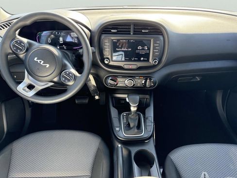 New 2025 Kia Soul LX image 15