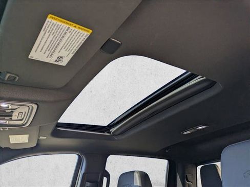 Used 2024 GMC Sierra 1500 AT4 w/ Technology Package image 17