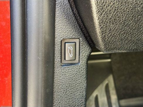 Used 2018 BMW M240i xDrive M240i image 18