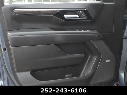 Used 2025 Chevrolet Tahoe Premier image 33