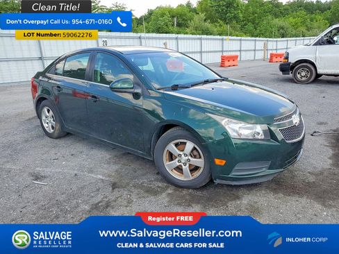 Used 2014 Chevrolet Cruze LT w/ Technology Package FWD image 5
