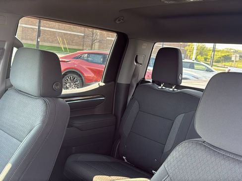 Used 2023 Chevrolet Silverado 1500 RST w/ Redline Edition AWD/4WD image 16