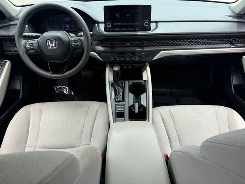 Used 2023 Honda Accord LX image 14