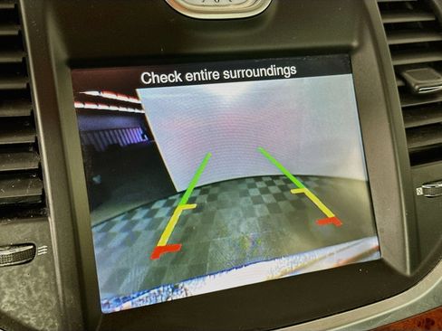Used 2013 Chrysler 300 RWD image 14