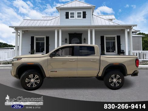Used 2024 GMC Canyon AT4 w/ LPO, Off Road Lift Package AWD/4WD image 3