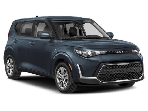 Used 2023 Kia Soul LX w/ LX Technology Package FWD image 12