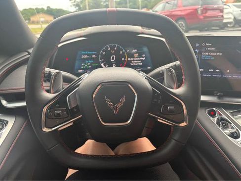 Used 2024 Chevrolet Corvette Stingray Coupe w/ 1LT RWD image 21