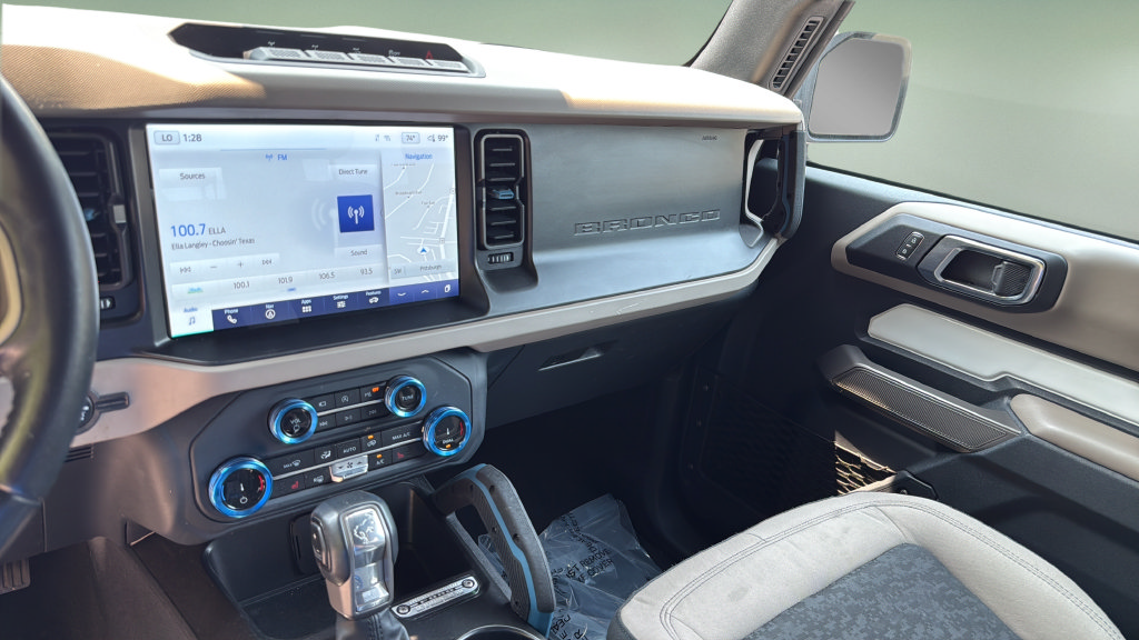 Used 2022 Ford Bronco Wildtrak AWD/4WD image 21